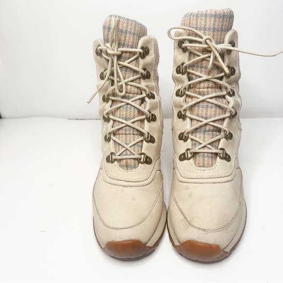 TIMBERLAND SUEDE AND PLAID FABRIC‎ BOOTS WEDGE SZ 7 - Picture 5 of 6